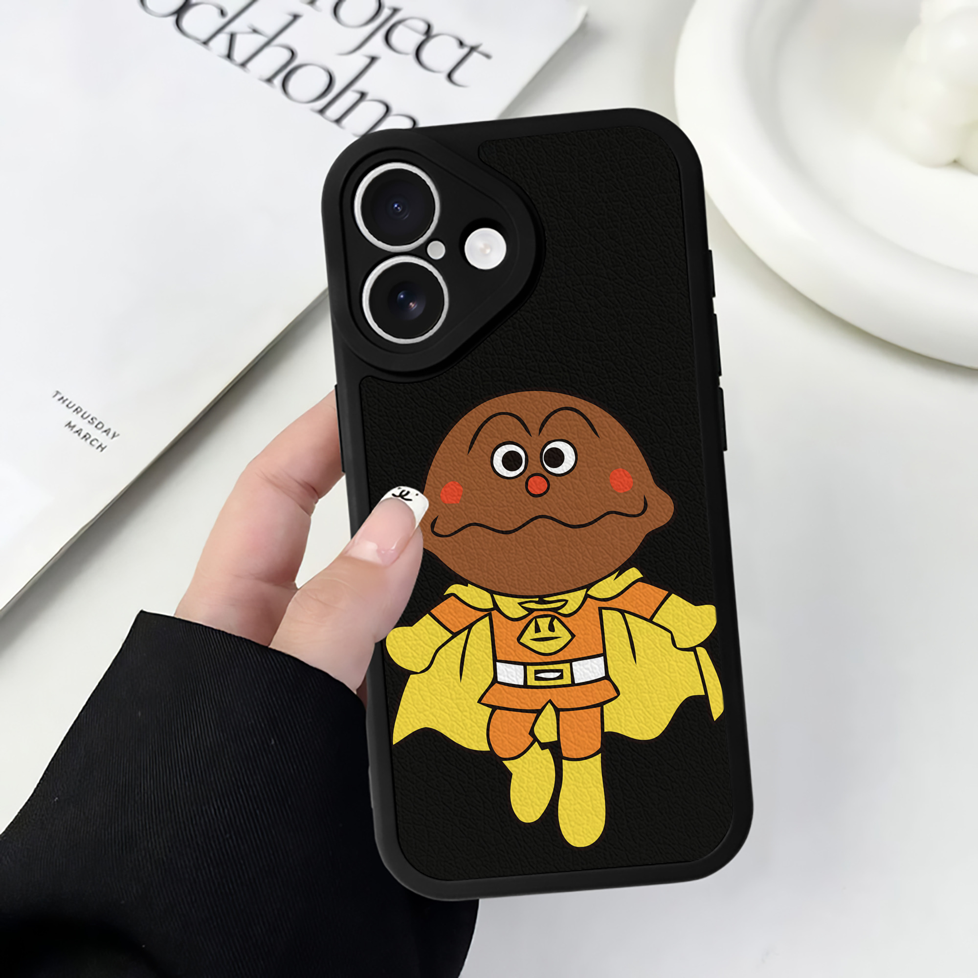 （画像用） アンパンマン Anpanman 【iPhone 16シリーズ対応】シリコンスマホケース（レザー調） 材質：シリコン